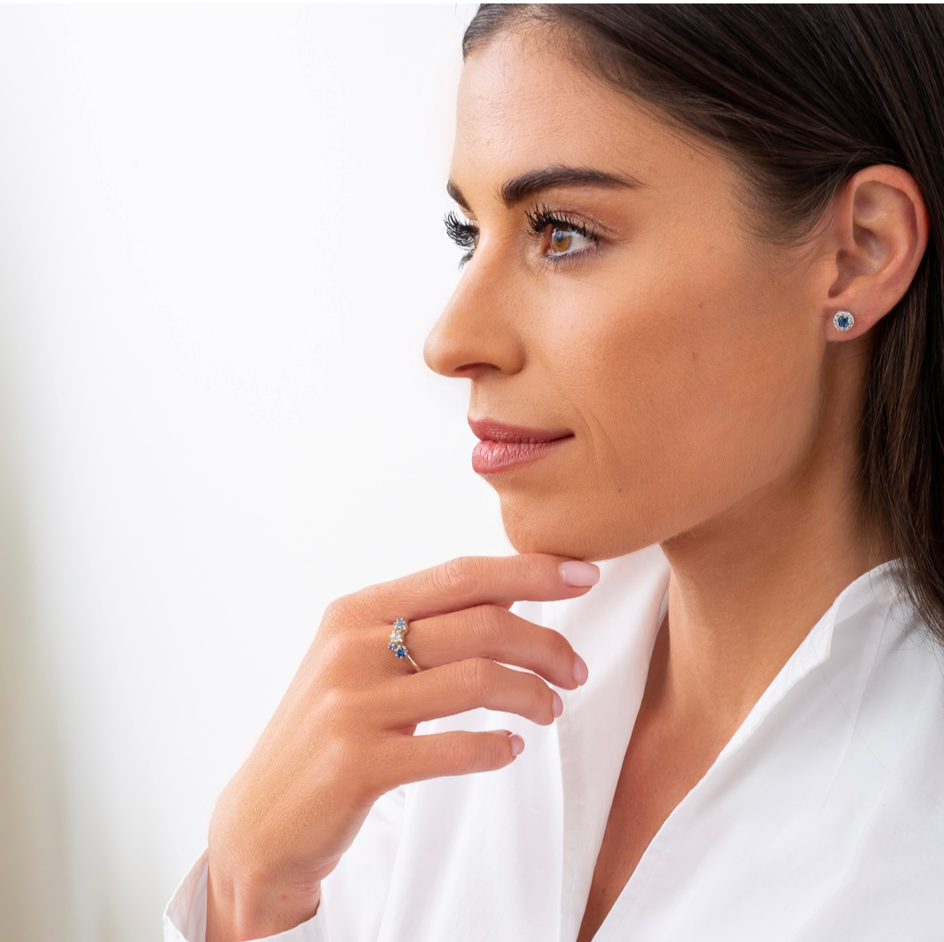 Náušnice Charlotte - bílé zlato, modré safíry - Obrázek 3