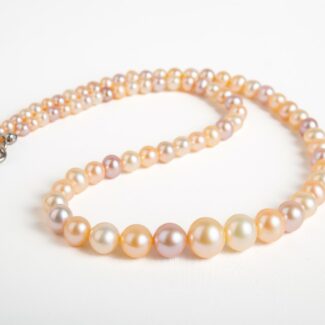 Perlový náhrdelník - stříbrné zapínání