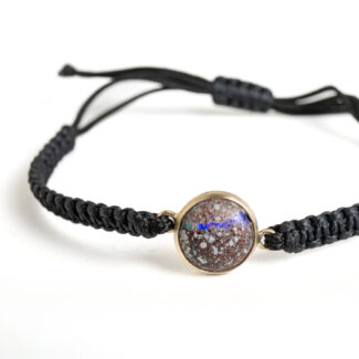 Slovenský drahý opál v andezitu - bílé zlato, matné, slovenský opál