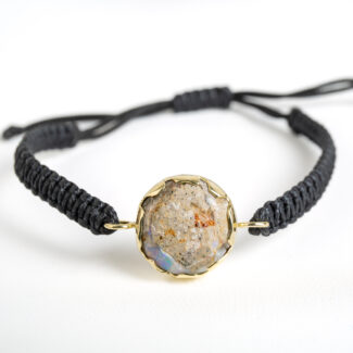 Slovenský drahý opál v andezitu - žluté zlato, slovenský opál