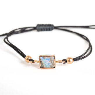 Slovenský drahý opál v andezitu - růžové zlato, slovenský opál