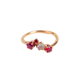 Prsten Symfonie - růžové zlato, rubíny, slovenský opál